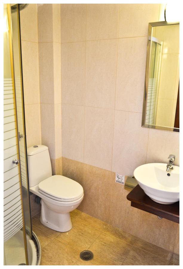 Alex (Adults Only) Hotell Karpathos Exteriör bild